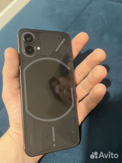 Nothing Phone 1, 8/256 ГБ