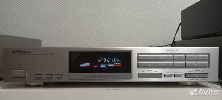 Тюнер Pioneer F-656