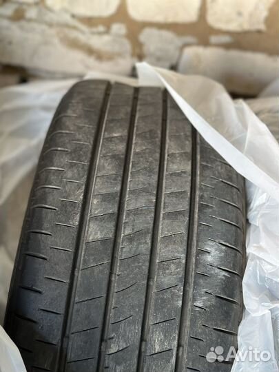 Bridgestone Turanza T005 235/45 R18