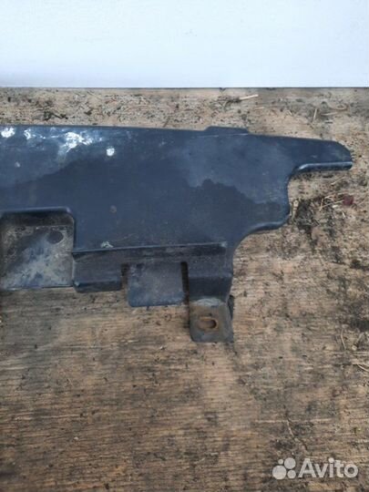 Дефлектор радиатора Nissan Qashqai внедорожник 5