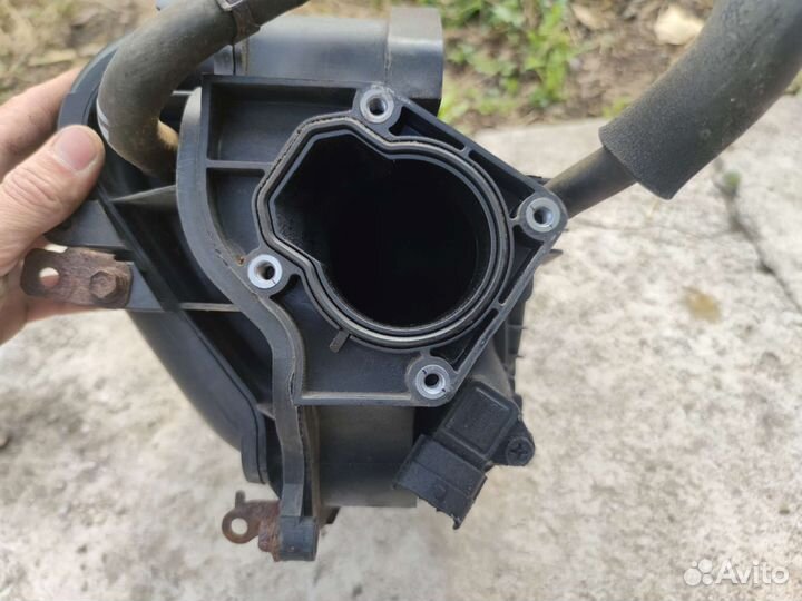 Впускной коллектор KIA soul 1