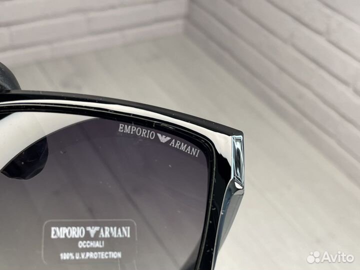 Солнцезащитные очки мужские armani