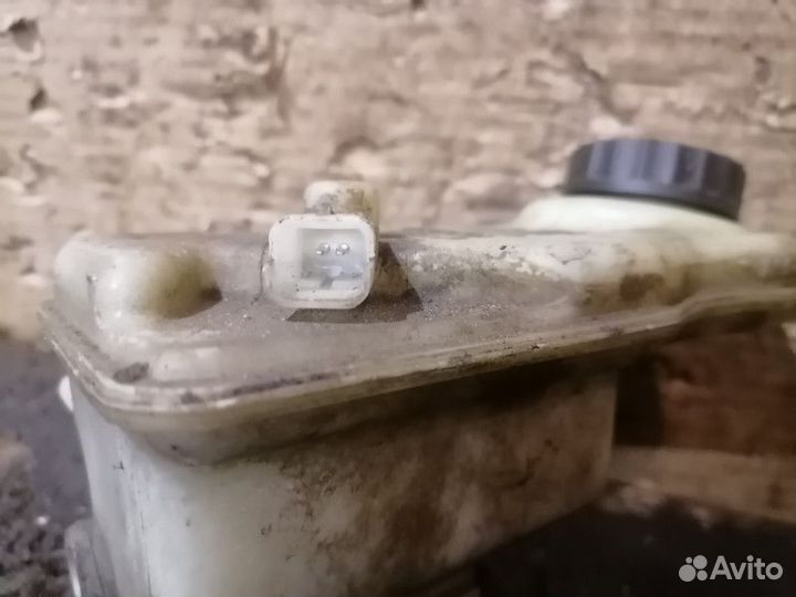 Цилиндр тормозной главный Renault Megane