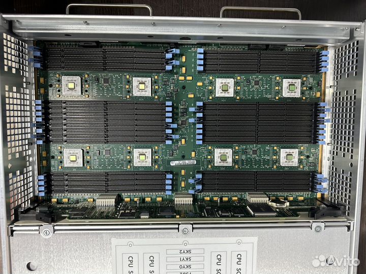 Материнская плата Superdome SX2000 Itanium 2