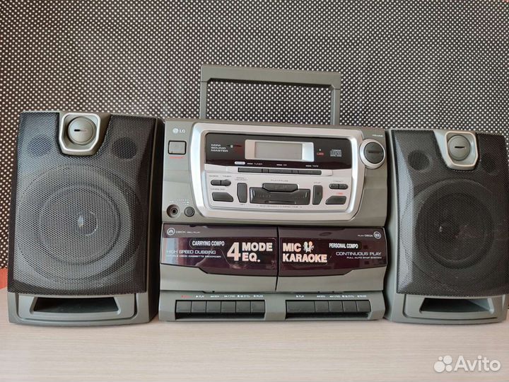 Двухкассетная магнитола