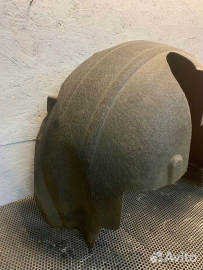 Подкрылок задний левый Bmw 550Ix F10 N63 2010