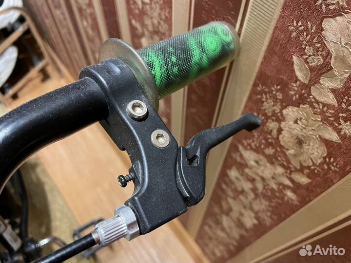 Детский велосипед 16