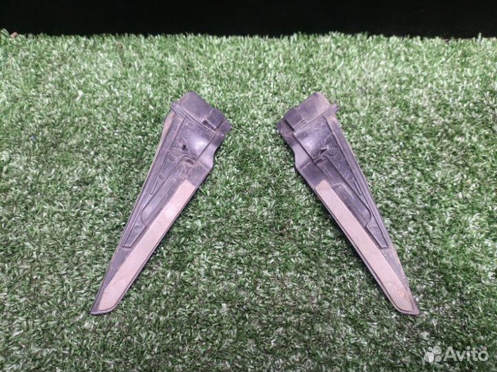 Водосток Volkswagen Polo liftback