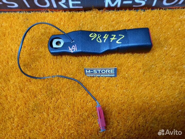 Замок ремня безопасности передний Mercedes-Benz