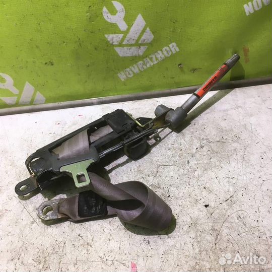 Ремень безопасности с пиропатроном Вольво C40