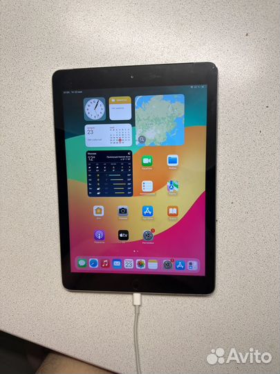 Apple iPad 6 2018 128гб wifi + 4g