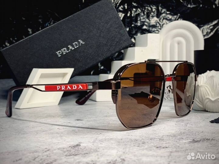 Очки Prada Aviator