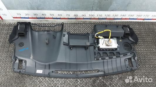 Панель приборов (торпедо) toyota corolla verso 2