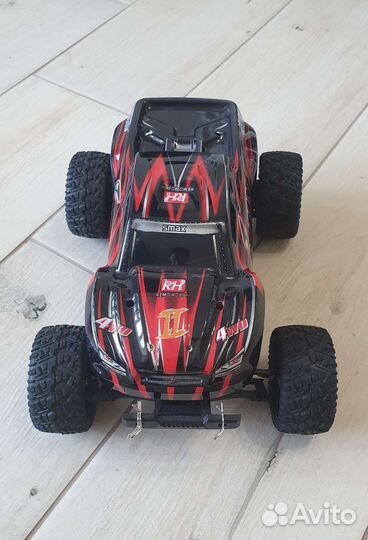 Радиоуправляемый монстр трак smaxii 1:16