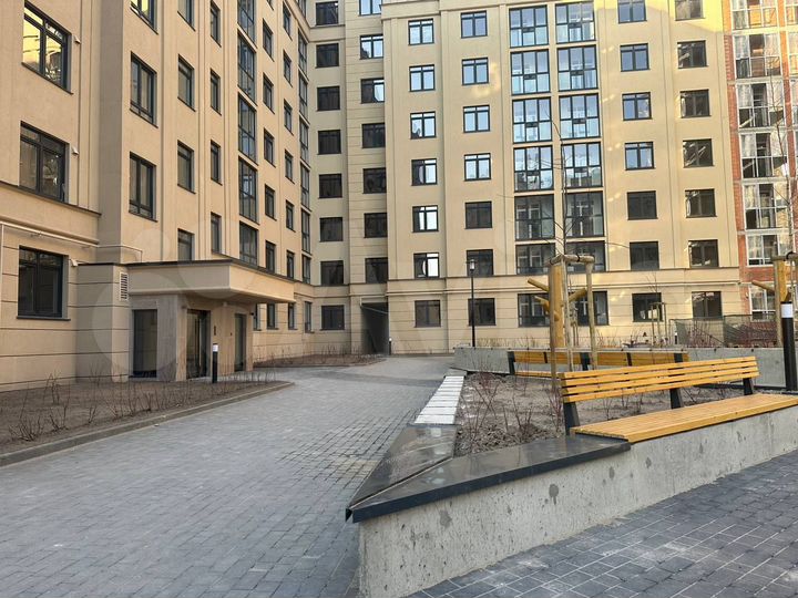 1-к. квартира, 41,7 м², 1/9 эт.