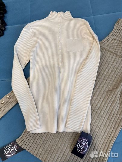 Пакет новой одежды на 42