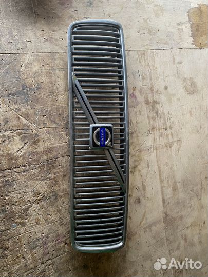 Решетка радиатора volvo s80