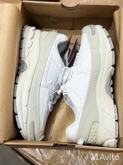 Кроссовки nike air zoom vomero 5