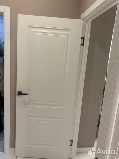 Дверь в комнату