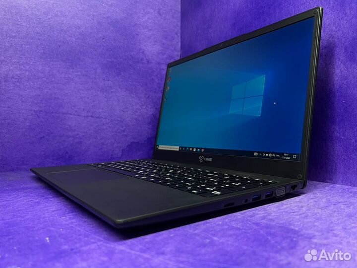 Современный ноутбук i5-8 gen/8GB DDR4/SSD M2