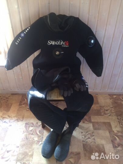 Гидрокостюм для дайвинга