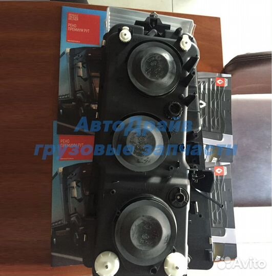 Фара Рено Магнум DXi