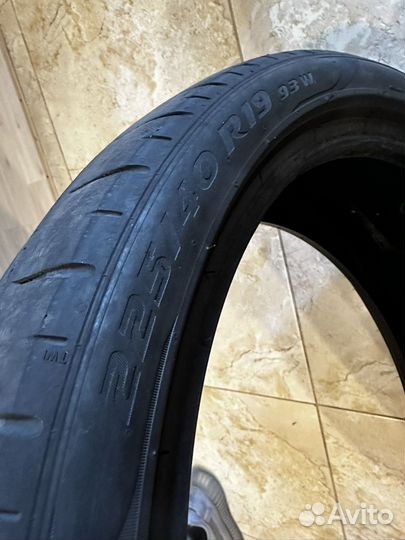 Pirelli P Zero 225/40 R19 и 255/35 R19 96Y