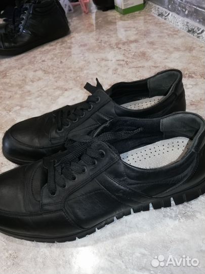 Ботинки мужские 43 размер бу