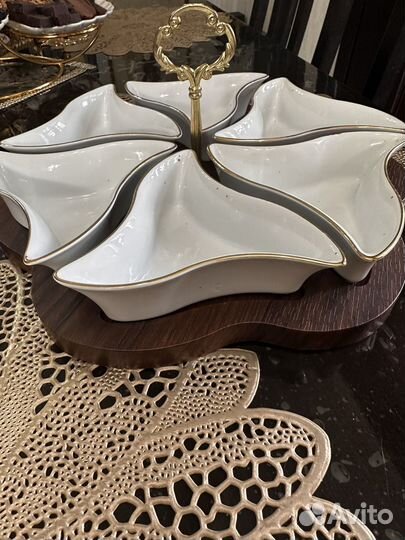 Менажница с деревянный поставкой турция