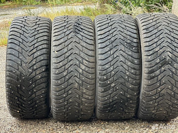 Nokian Tyres Hakkapeliitta 8 SUV 275/50 R19