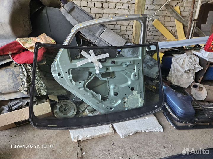 Стекло лобовое Volkswagen Jetta 6 2014г