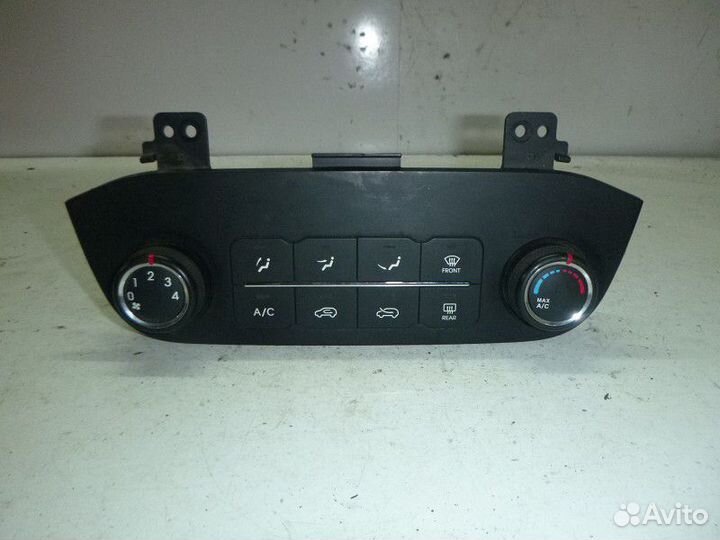 Блок управления печкой KIA sportage 2010