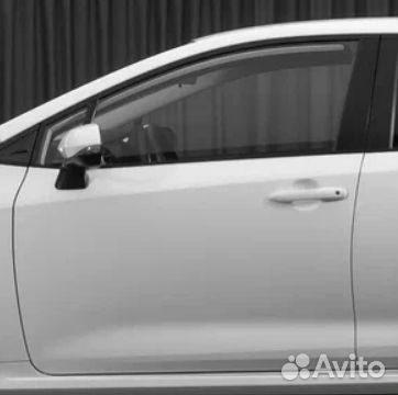 Передняя дверь левая Toyota Corolla