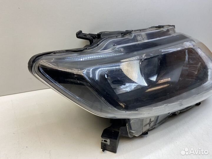 Фара правая Nissan X-Trail (T32) 2014-2017 Галоген