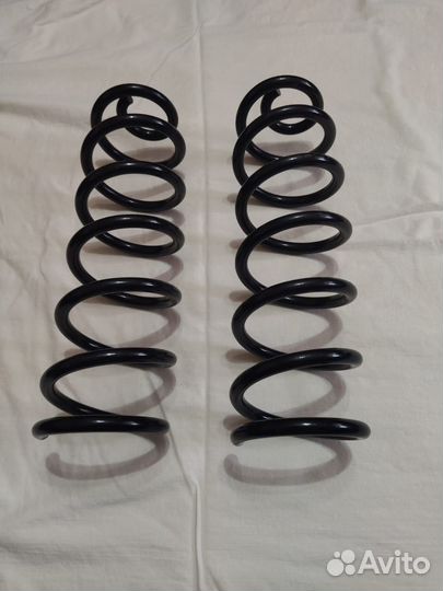 Пружины задние