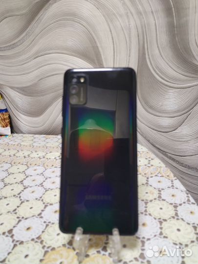 Samsung Galaxy A41, 4/64 ГБ