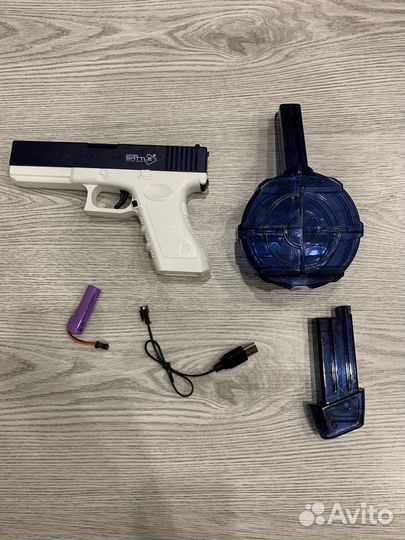 Электрический водяной пистолет