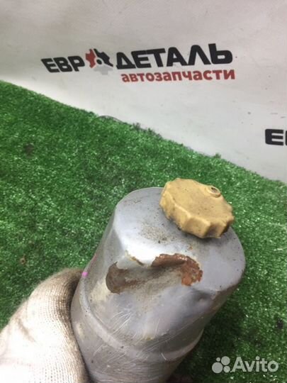 Фильтр топливный Audi A6 универсал 2.5 AKN 2000