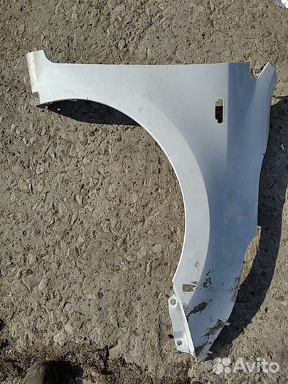 Крыло переднее правое Kia Rio 4