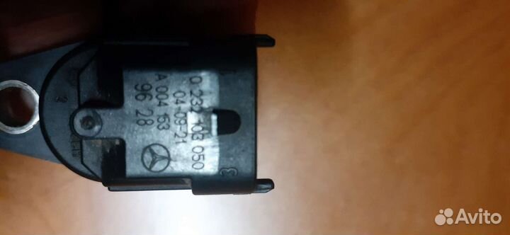 Mercedes датчик положения распредвала