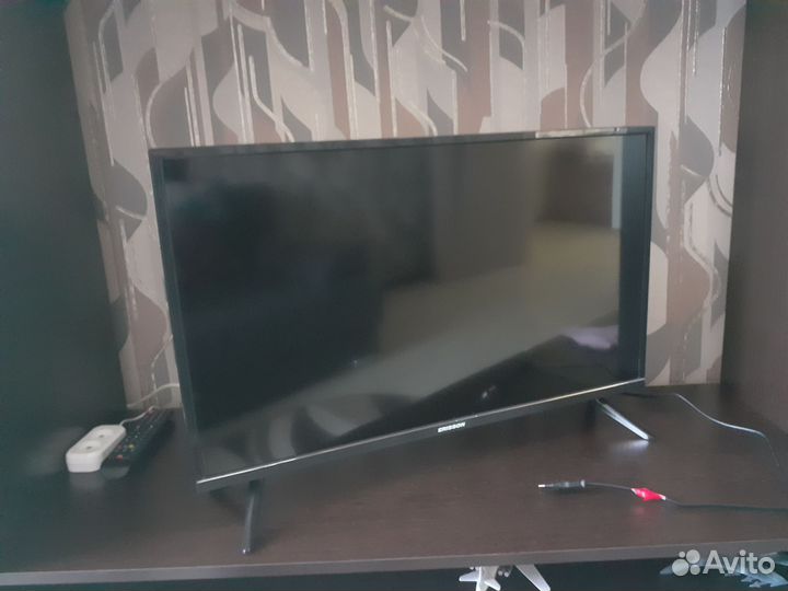 Телевизор на запчасти