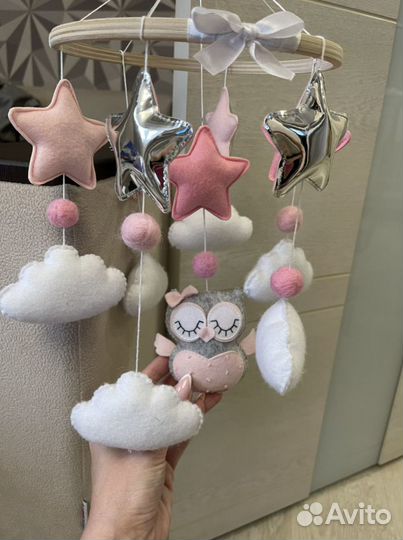 Детский мобиль в кроватку