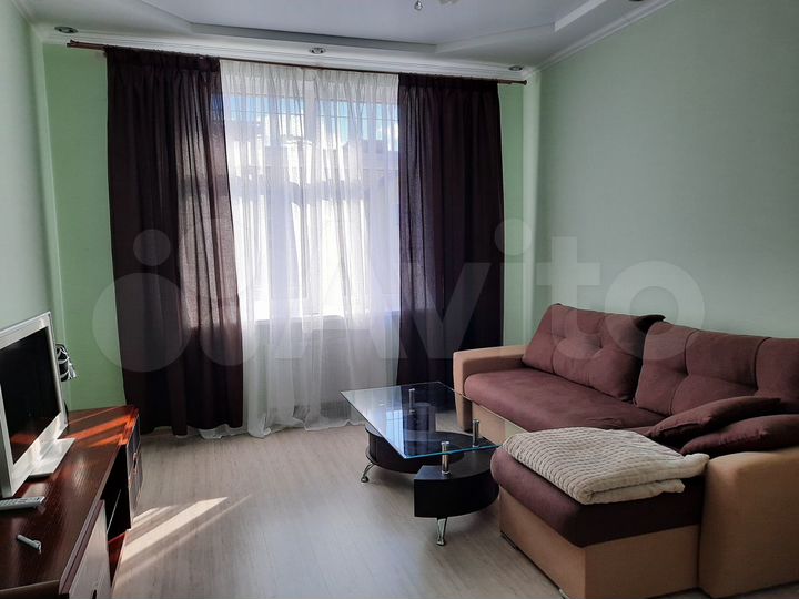 2-к. квартира, 80 м², 5/6 эт.