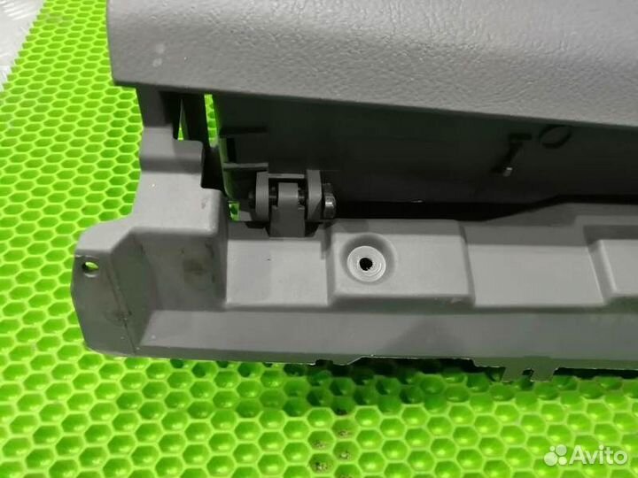 Бардачок Chevrolet Lacetti J200