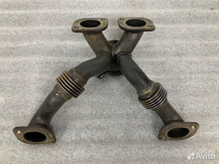 Выпускной коллектор Bmw 5 6 8 X5 X6 F10 F90 F06