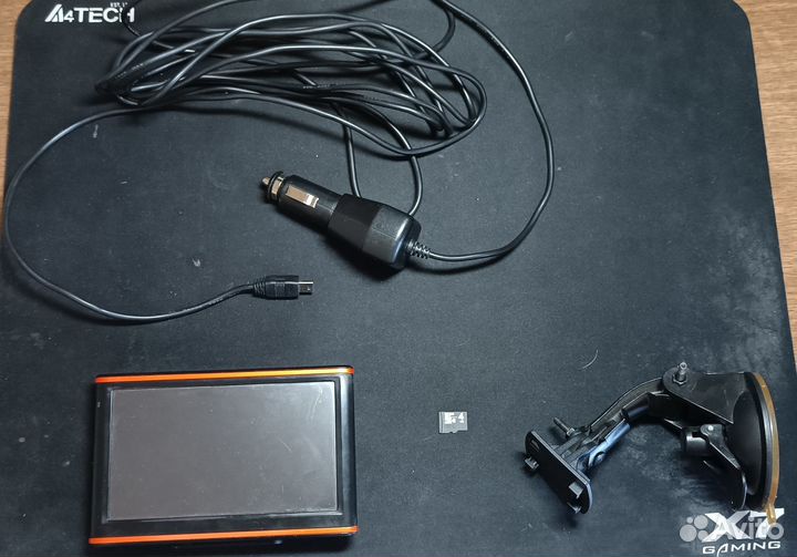 GPS навигатор Treelogic TL-5004 BG AV