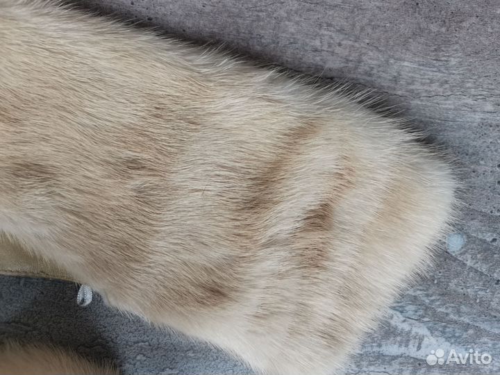 Воротник и манжеты мех норки