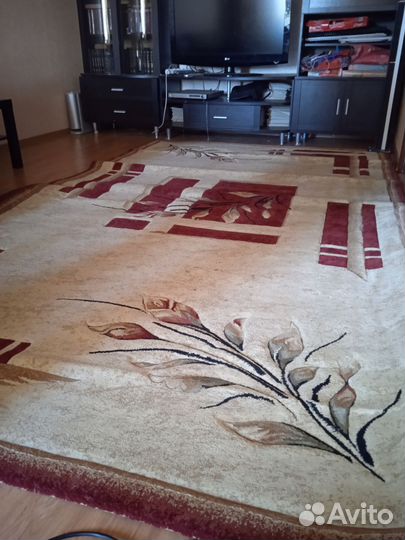 Ковер б/у размер 3,5 на 2