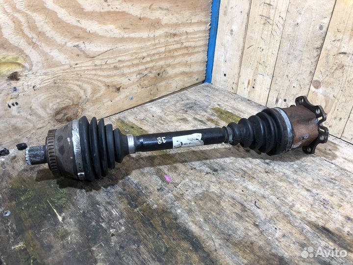 Приводной вал левый Audi A4 B6, A4 B7 1,8 вариатор