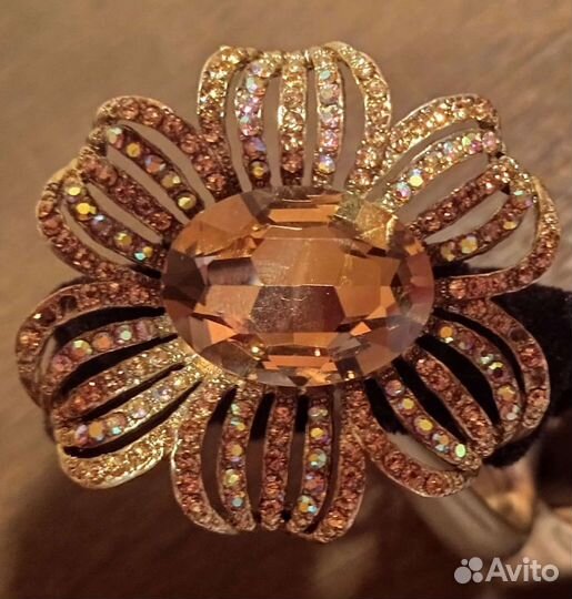 Резинка для волос с цветком.Турция